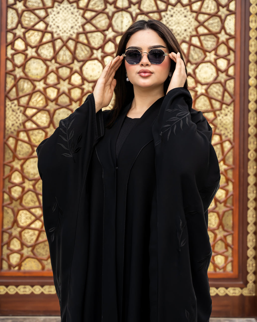 Amira abaya