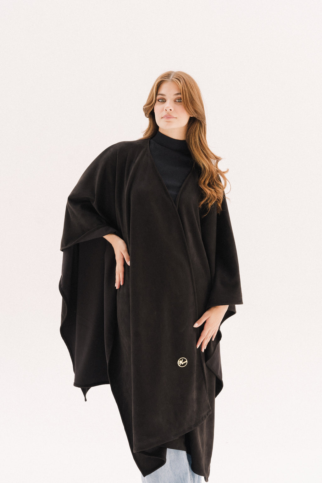 Short Suede Shawl - Black