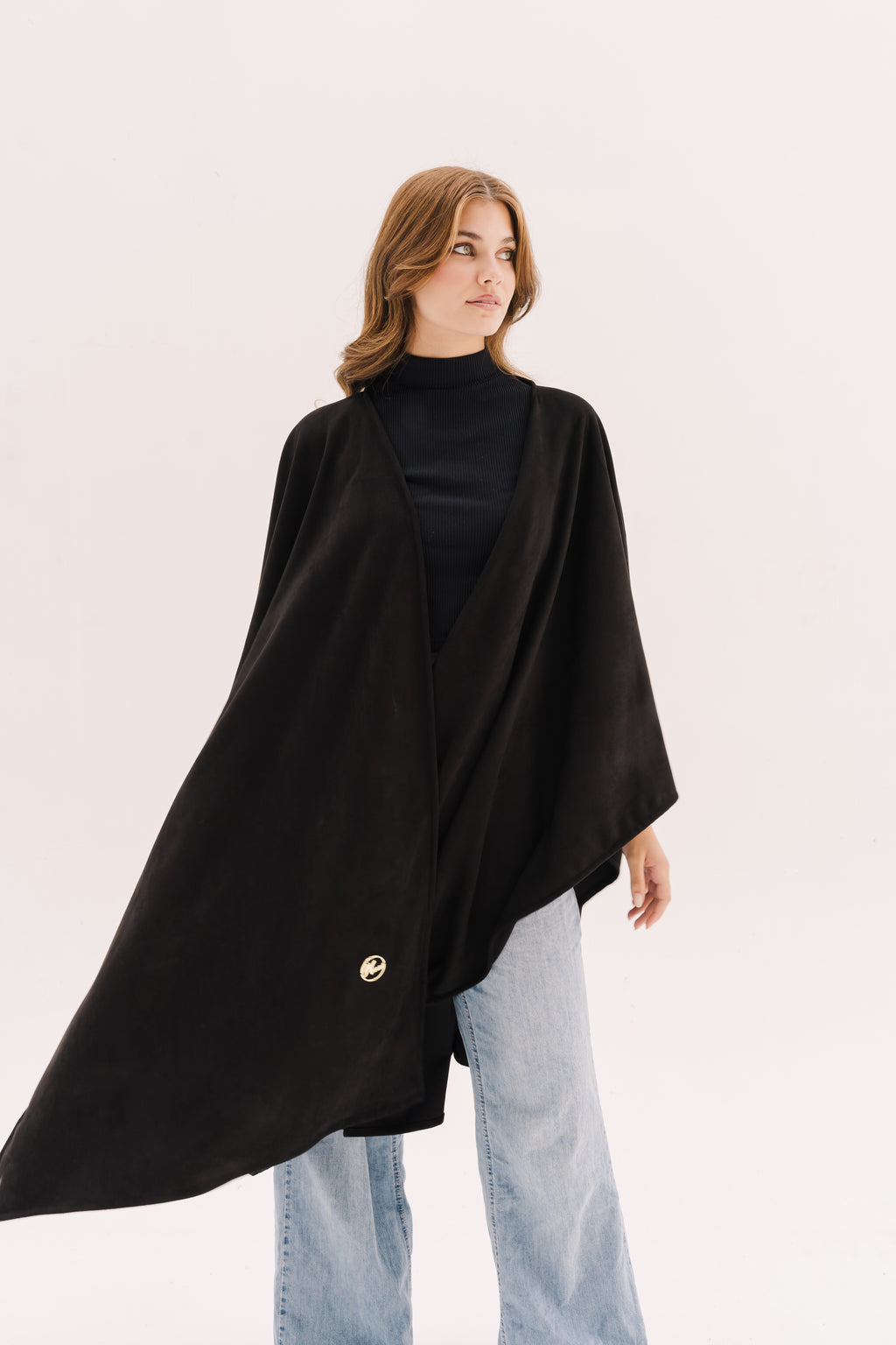 Short Suede Shawl - Black