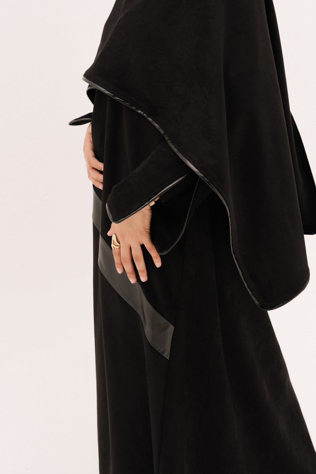 Noir Grace Abaya